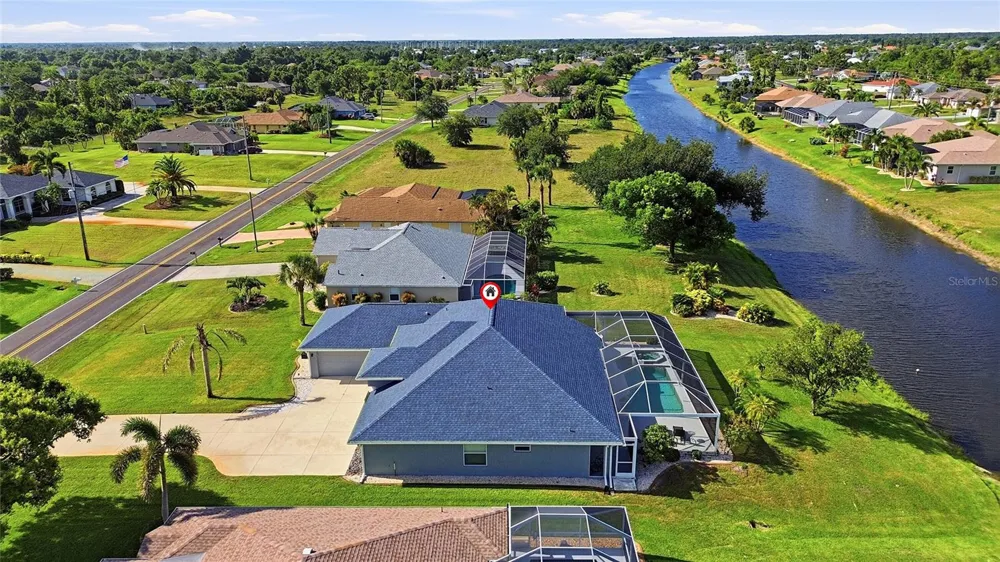 816 BOUNDARY BOULEVARD Rotonda West, FL 33947
