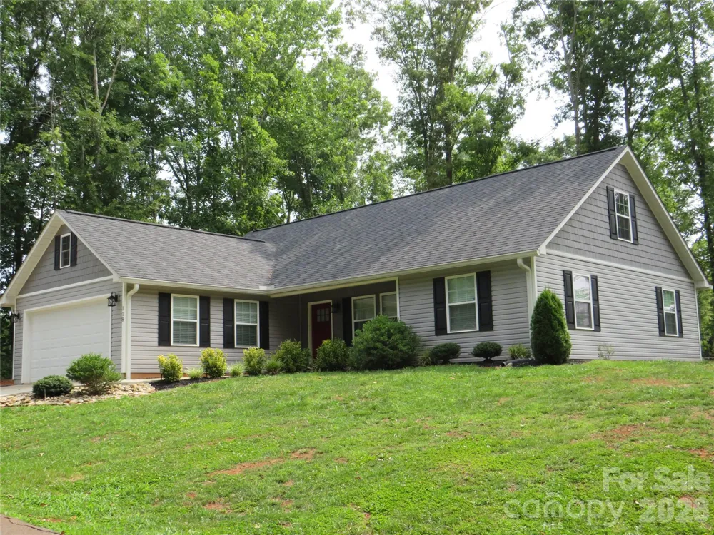 118 Tallyhoe Street Forest City, NC 28043