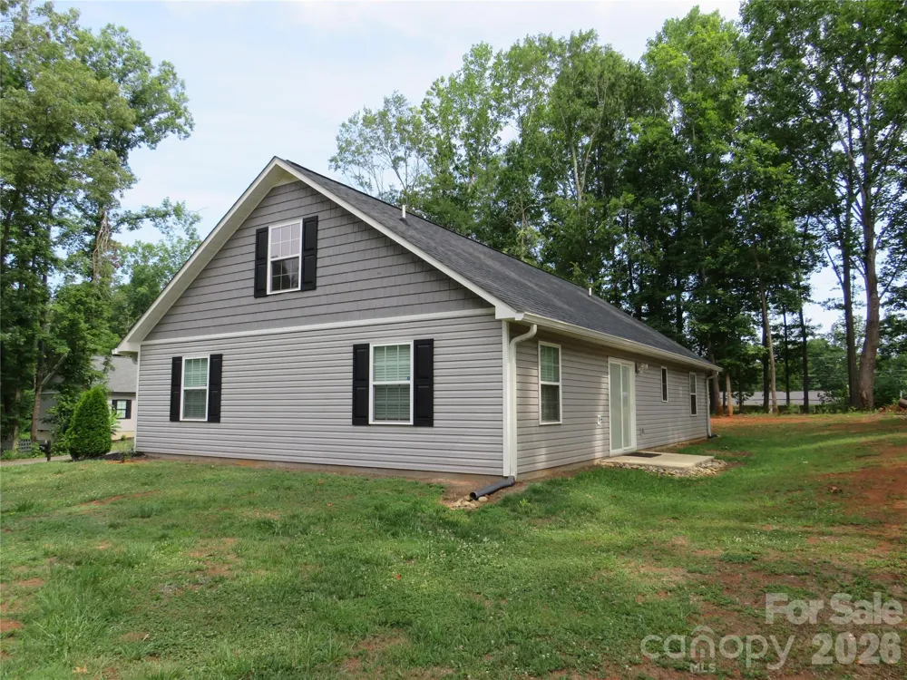 118 Tallyhoe Street Forest City, NC 28043