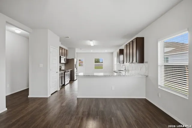 5403 Daniel Way St Hedwig, TX 78152