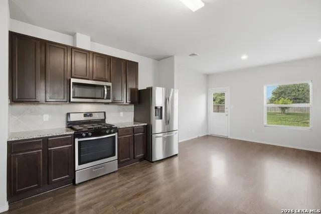 5403 Daniel Way St Hedwig, TX 78152