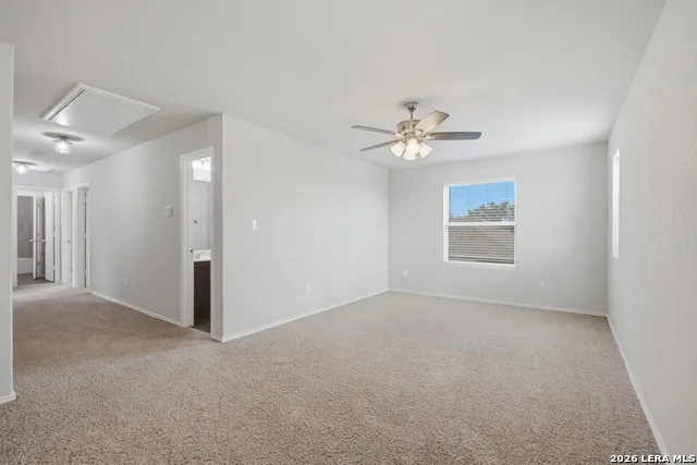 5403 Daniel Way St Hedwig, TX 78152