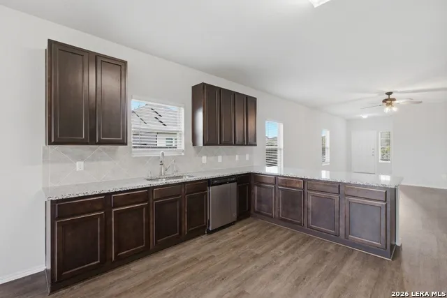 5403 Daniel Way St Hedwig, TX 78152