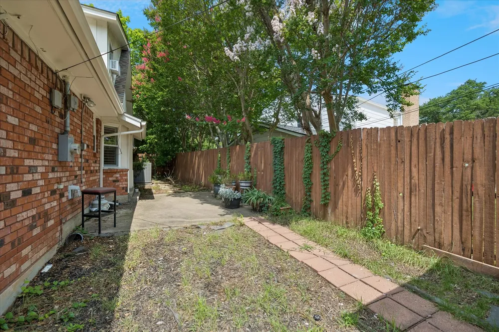 4204 Biscayne Drive Haltom City, TX 76117
