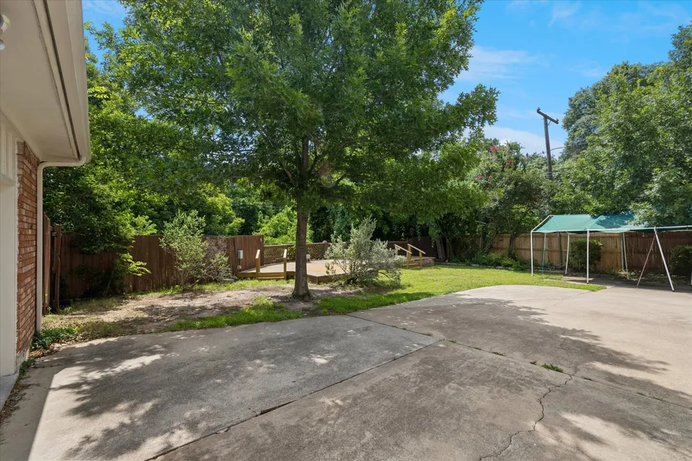 4204 Biscayne Drive Haltom City, TX 76117