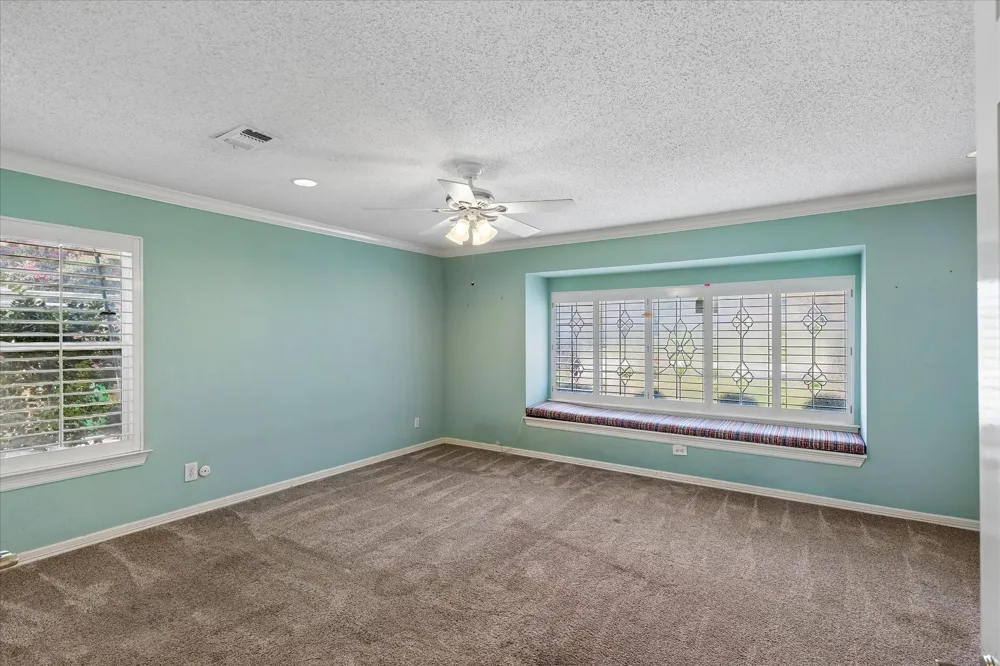 4204 Biscayne Drive Haltom City, TX 76117
