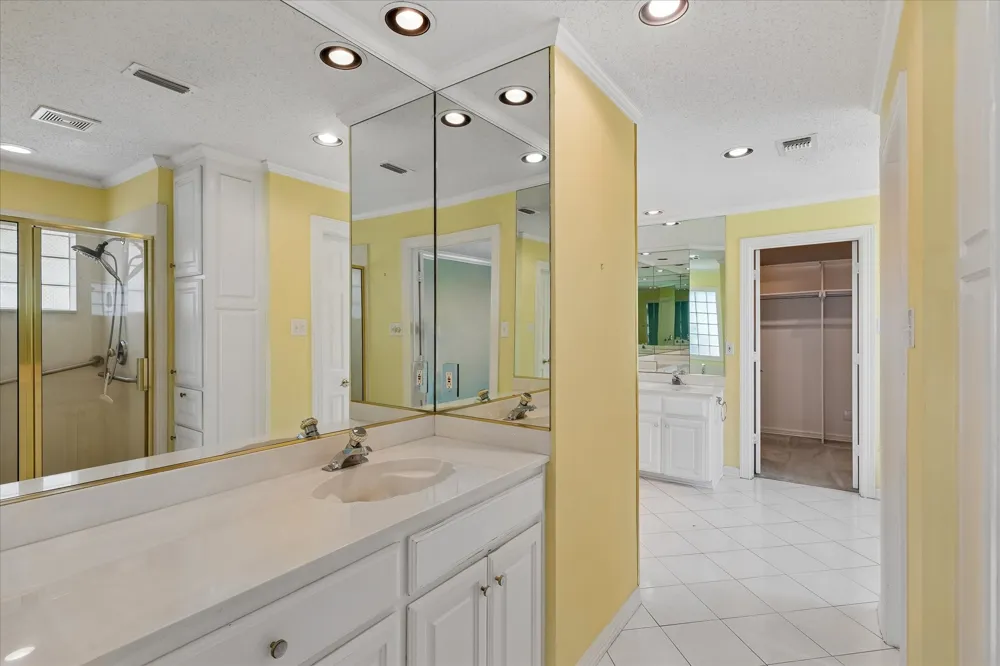 4204 Biscayne Drive Haltom City, TX 76117