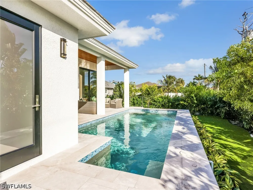 6th Avenue Marco Island, FL 34145