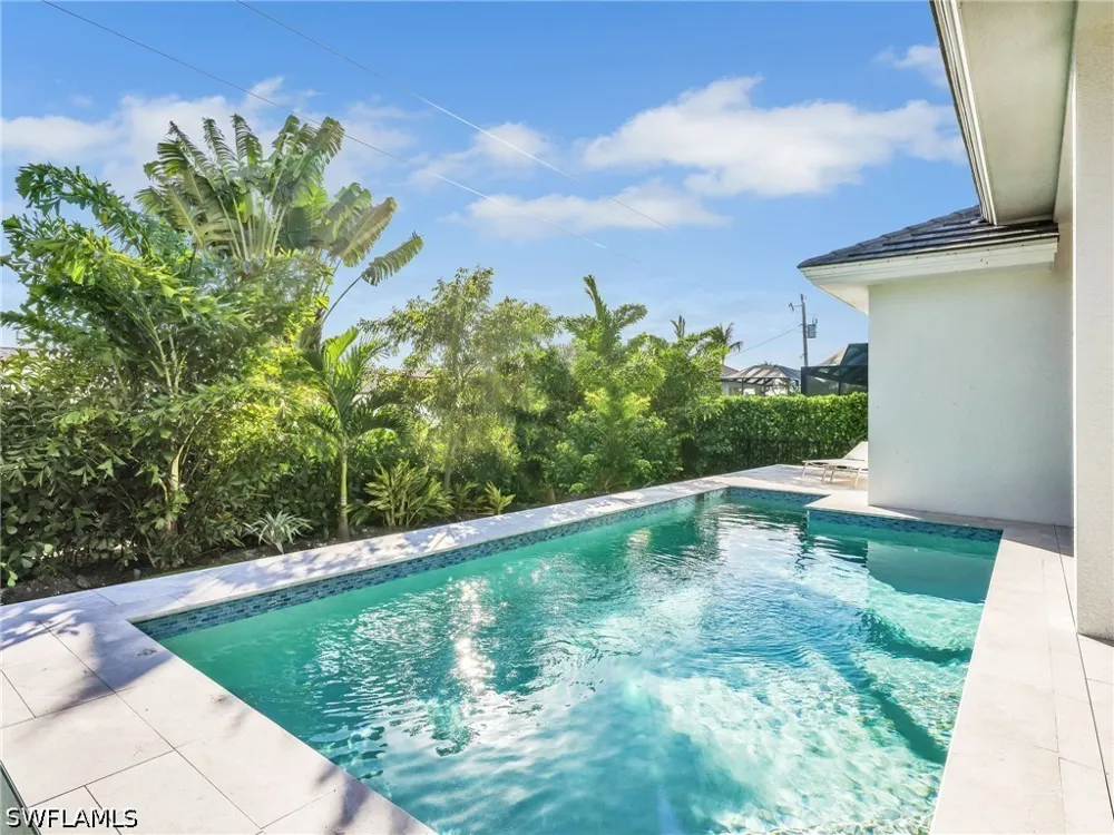 6th Avenue Marco Island, FL 34145