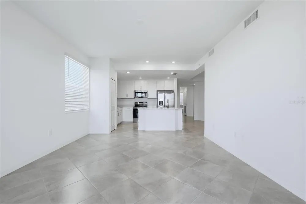 19140 SCALLOP LOOP #108 Lakewood Ranch, FL 34211
