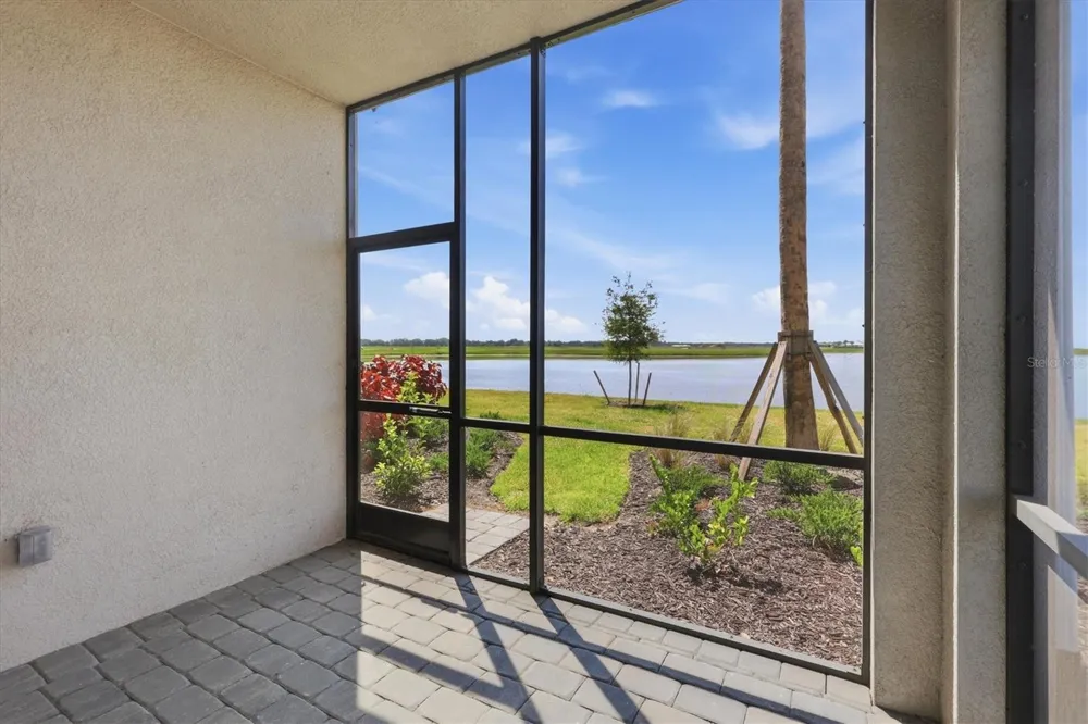 19140 SCALLOP LOOP #108 Lakewood Ranch, FL 34211