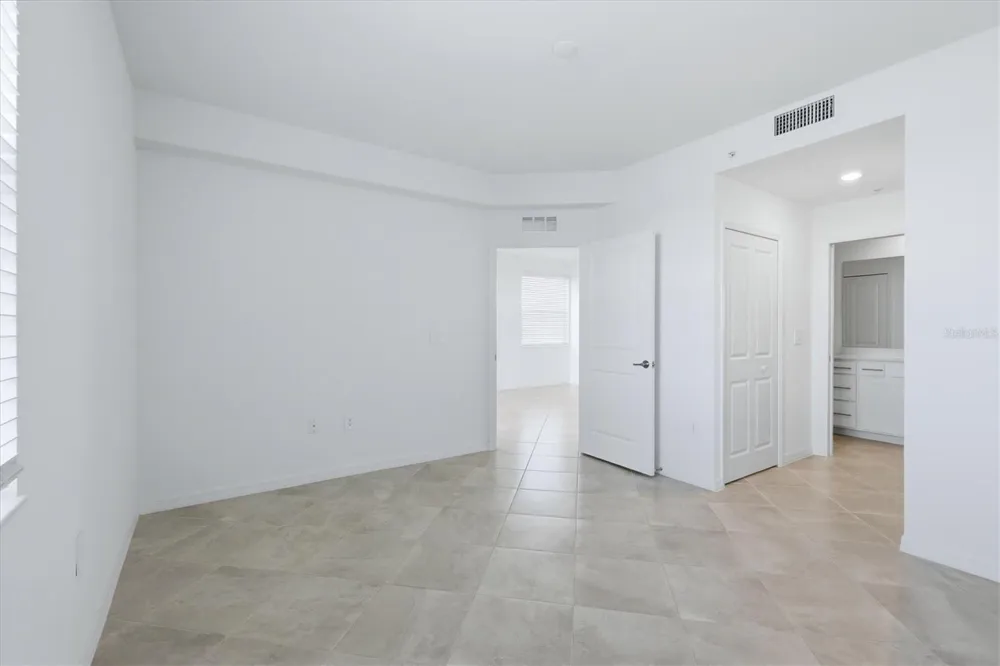 19140 SCALLOP LOOP #108 Lakewood Ranch, FL 34211