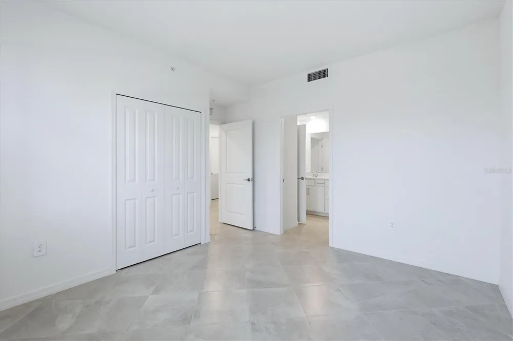 19140 SCALLOP LOOP #108 Lakewood Ranch, FL 34211