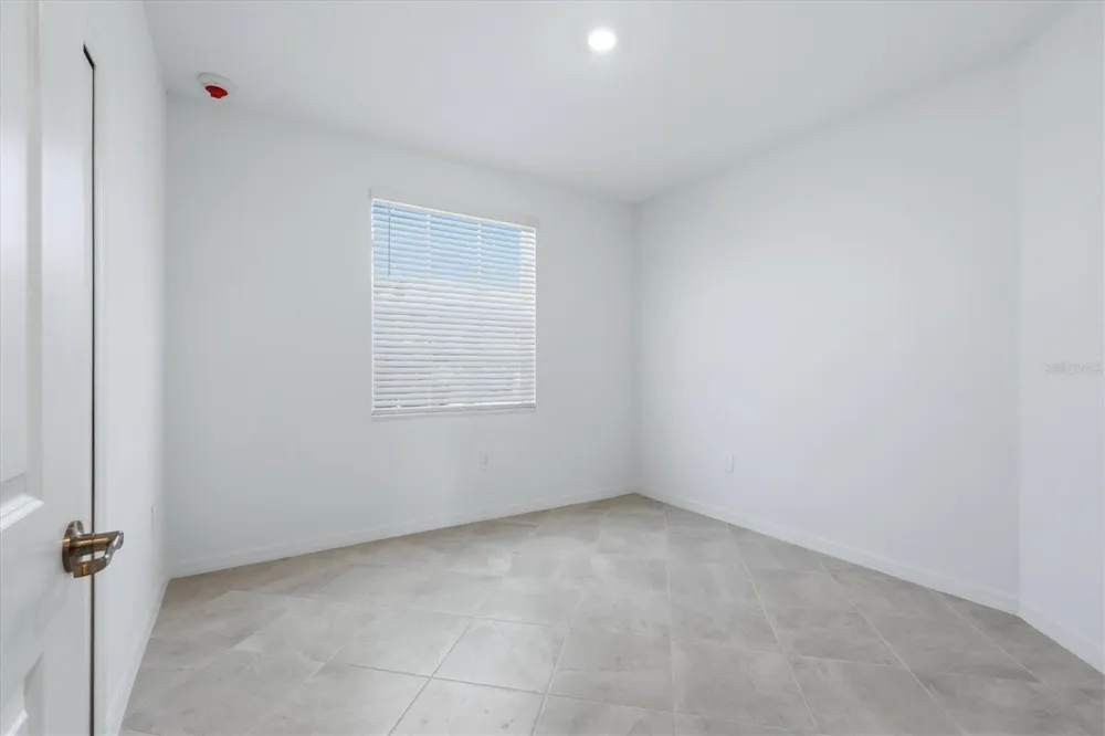 19140 SCALLOP LOOP #108 Lakewood Ranch, FL 34211