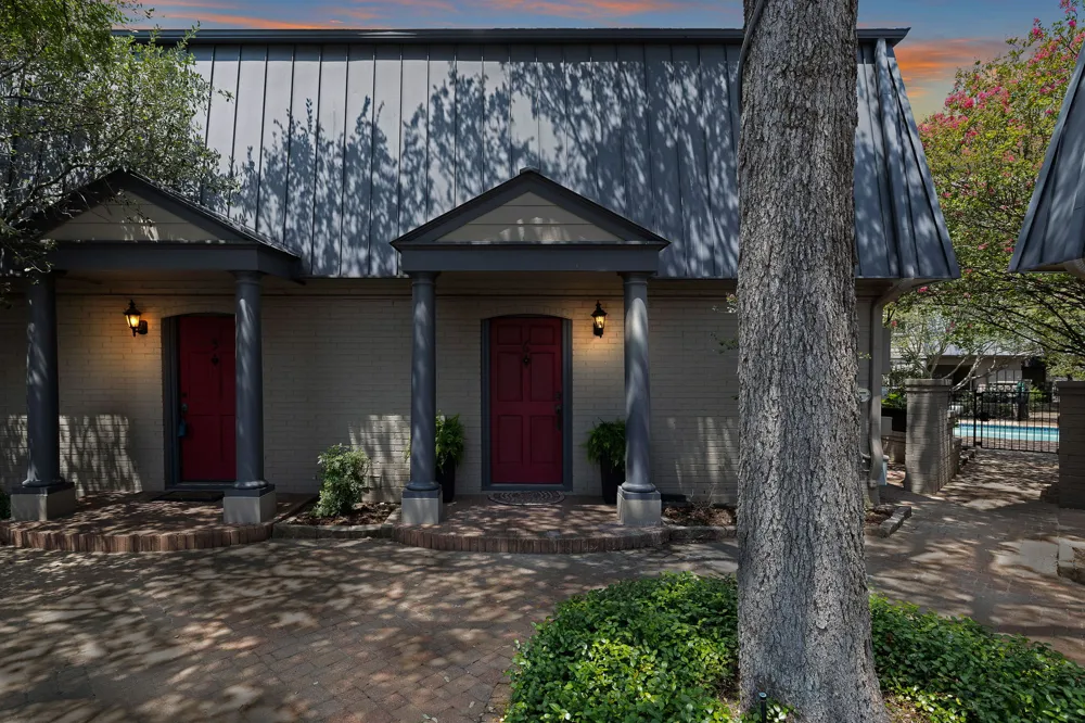 2500 Steck Avenue #6 Austin, TX 78757