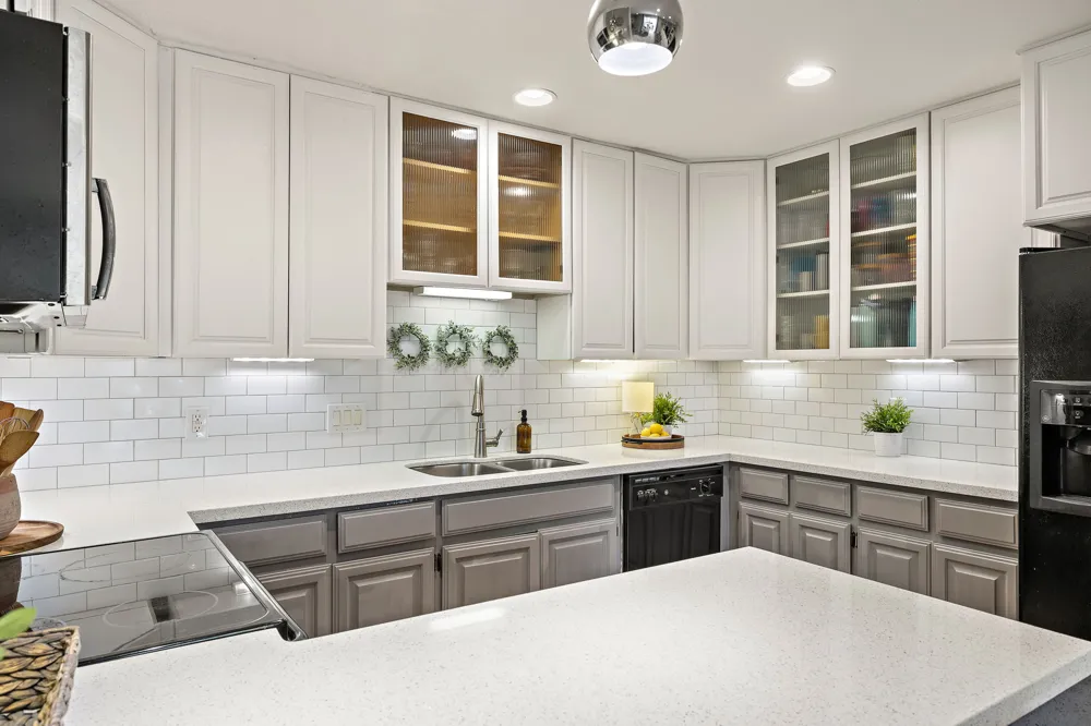 2500 Steck Avenue #6 Austin, TX 78757