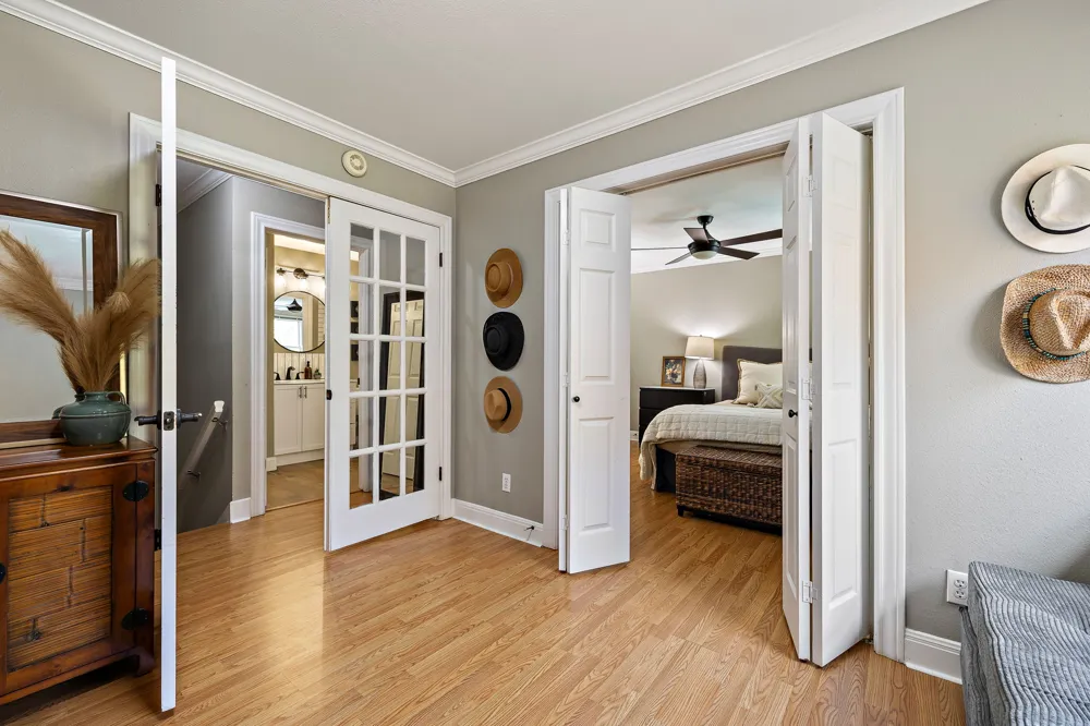 2500 Steck Avenue #6 Austin, TX 78757