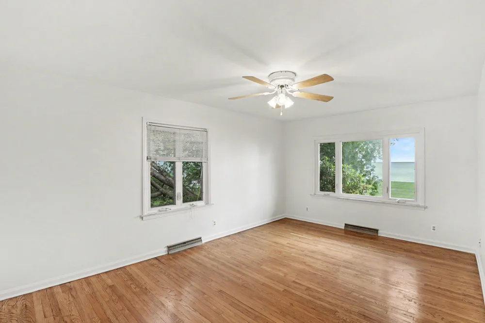 6458 Lakeshore Road Lakeport, MI 48059