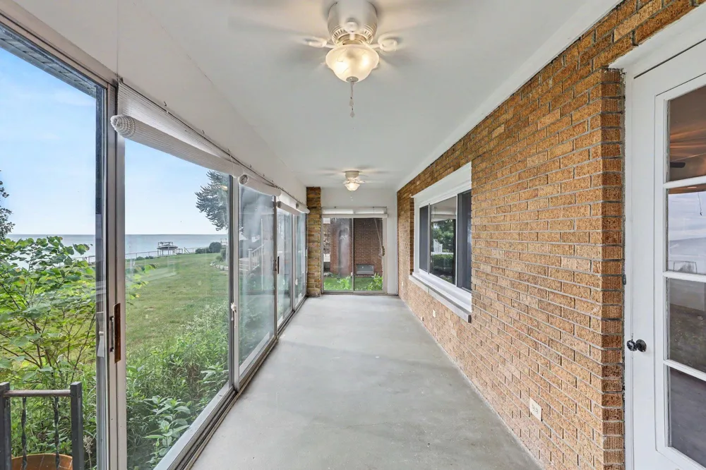 6458 Lakeshore Road Lakeport, MI 48059