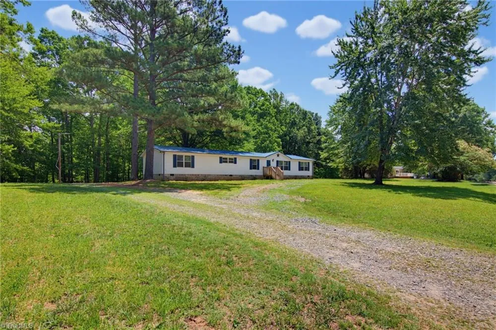 1041 Whitts Road Madison, NC 27025