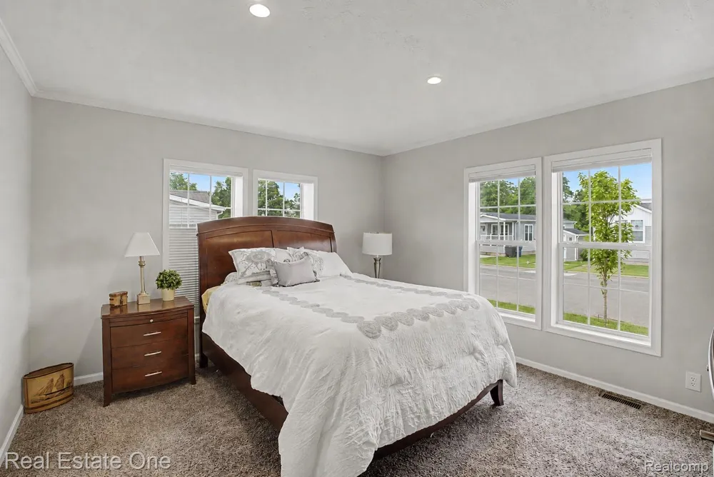 6435 Prince Blvd Tyrone Township, MI 48430