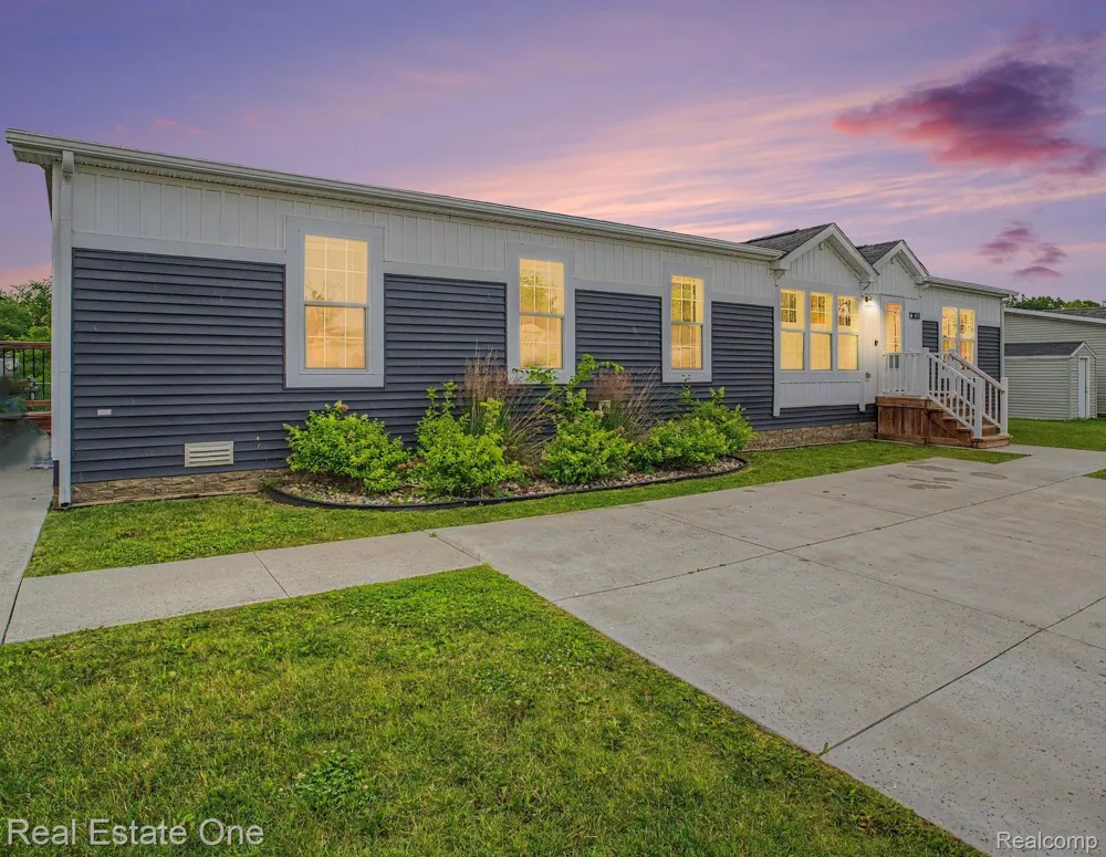 6435 Prince Blvd Tyrone Township, MI 48430
