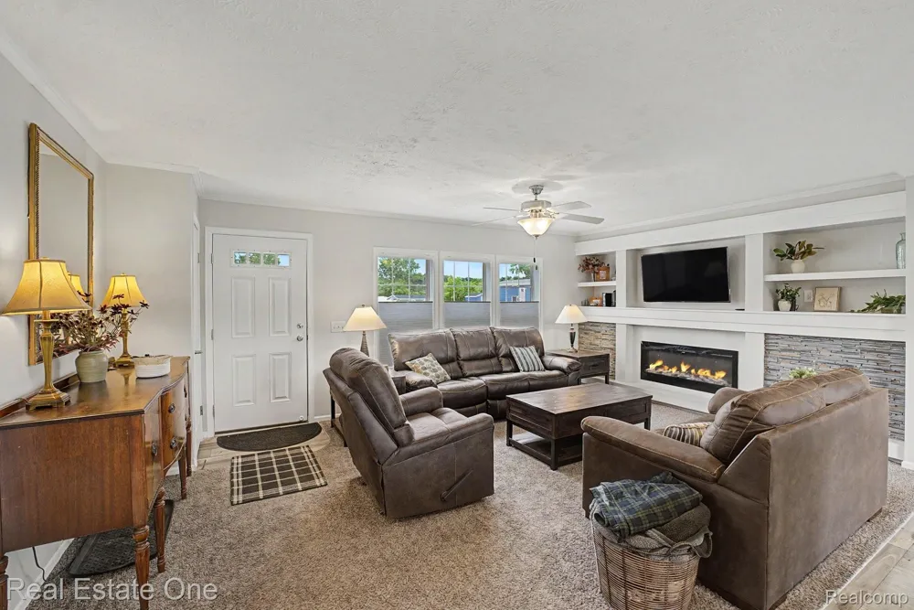6435 Prince Blvd Tyrone Township, MI 48430