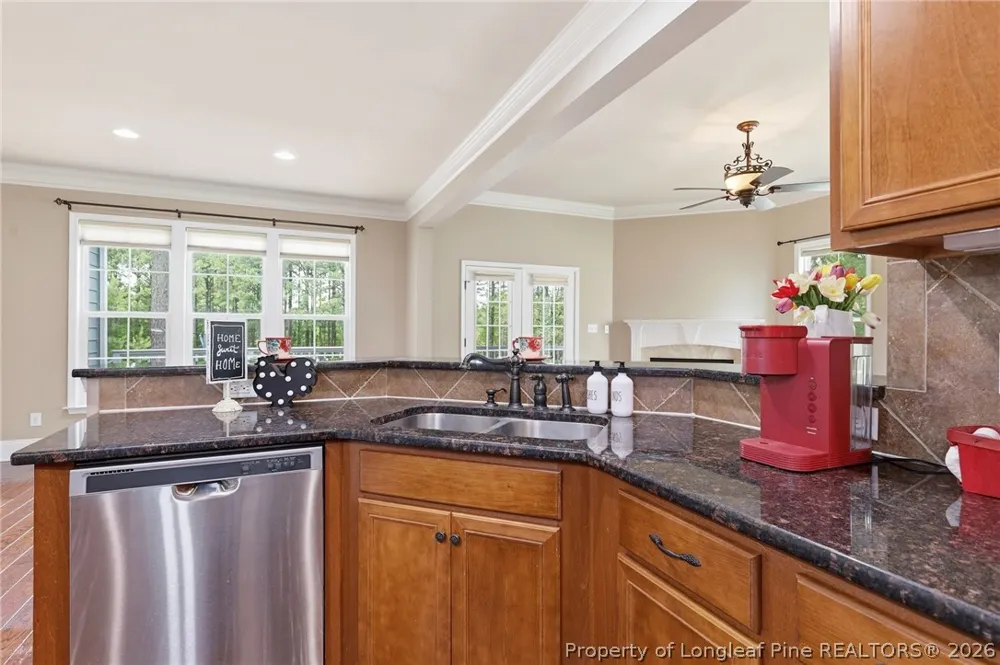 67 London Way Spring Lake, NC 28390