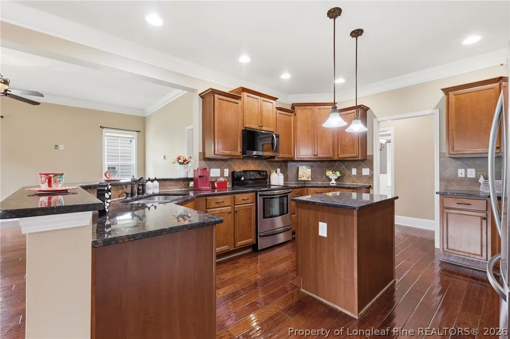 67 London Way Spring Lake, NC 28390