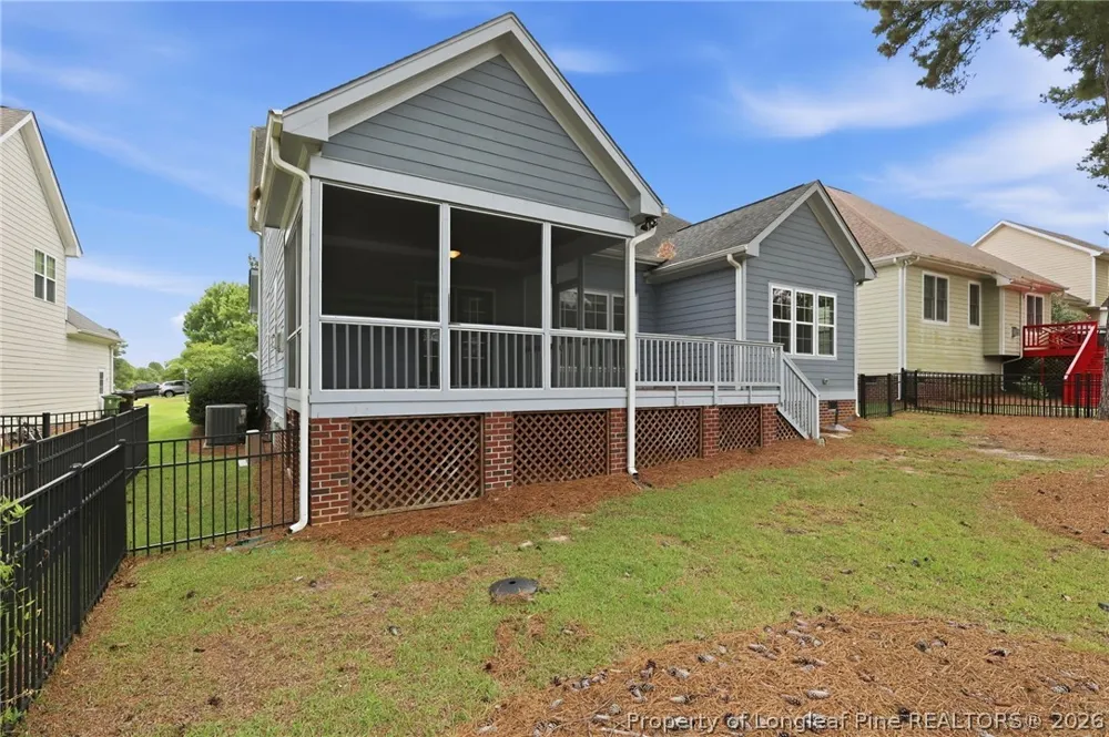 67 London Way Spring Lake, NC 28390