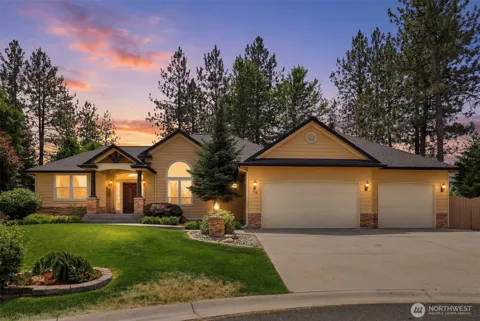 710 E Erica Ct
