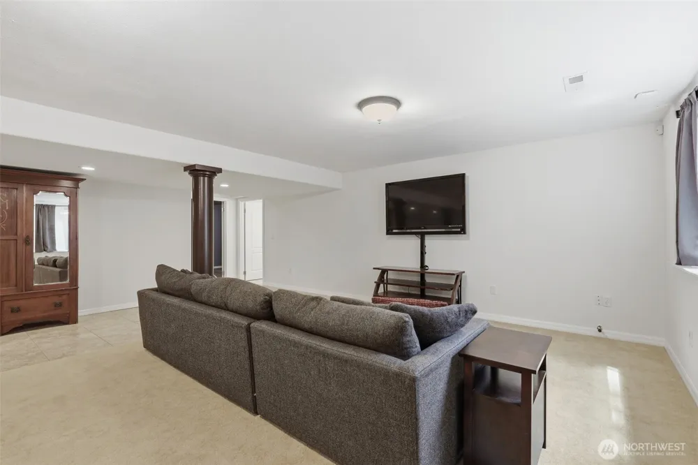 710 E Erica Ct Spokane, WA 99208