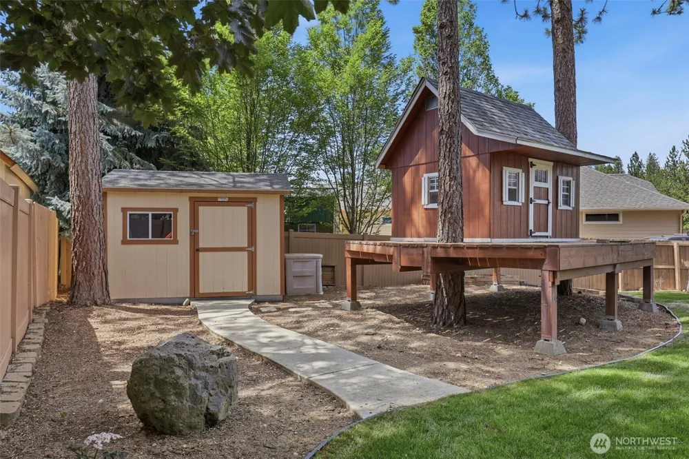 710 E Erica Ct Spokane, WA 99208
