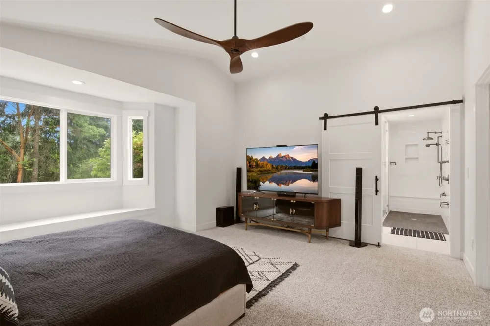 6204 53rd Street Ct W University Place, WA 98467