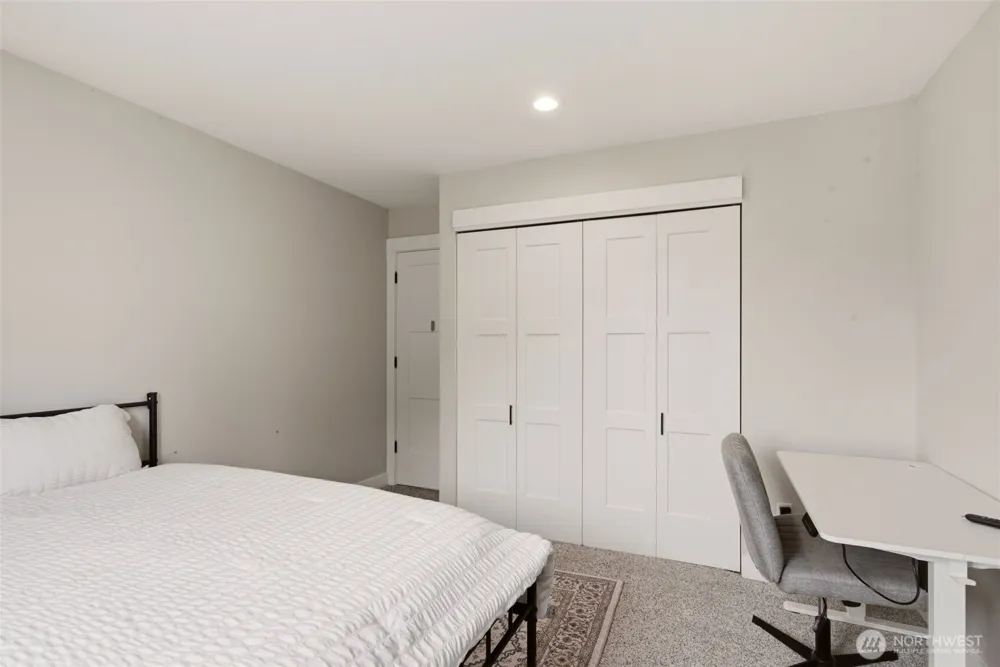 6204 53rd Street Ct W University Place, WA 98467