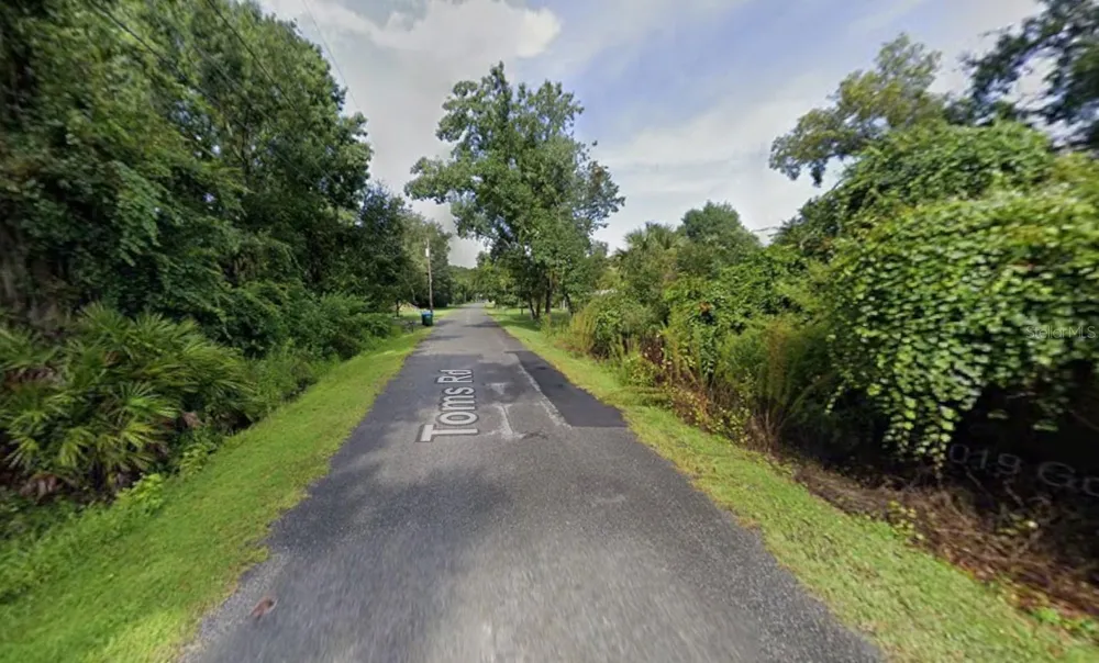 242 TOMS ROAD Debary, FL 32713