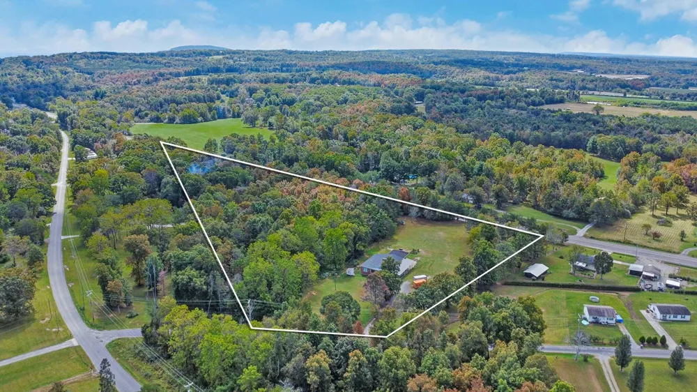 274 Crank Road Dayton, TN 37321