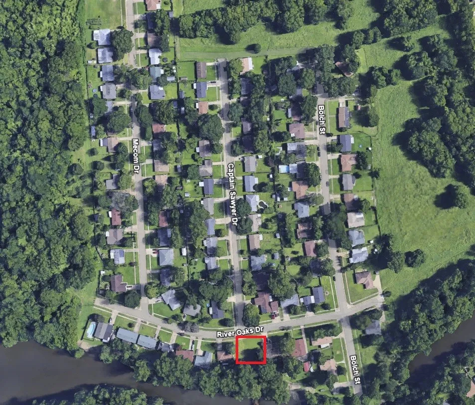 901 River Oaks Shreveport, LA 71104