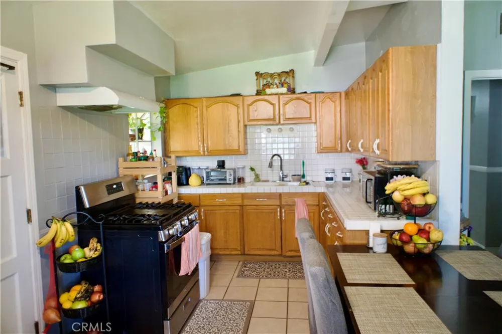 5825 Orangecrest Azusa, CA 91702