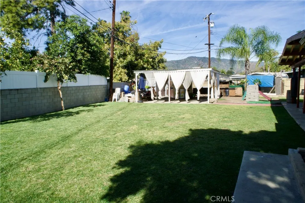 5825 Orangecrest Azusa, CA 91702