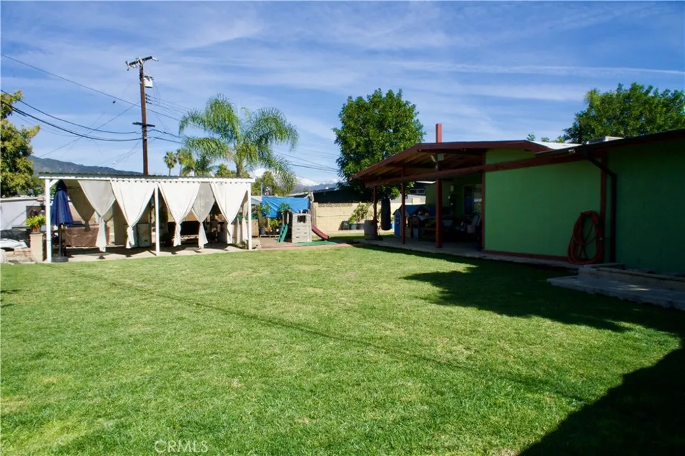 5825 Orangecrest Azusa, CA 91702