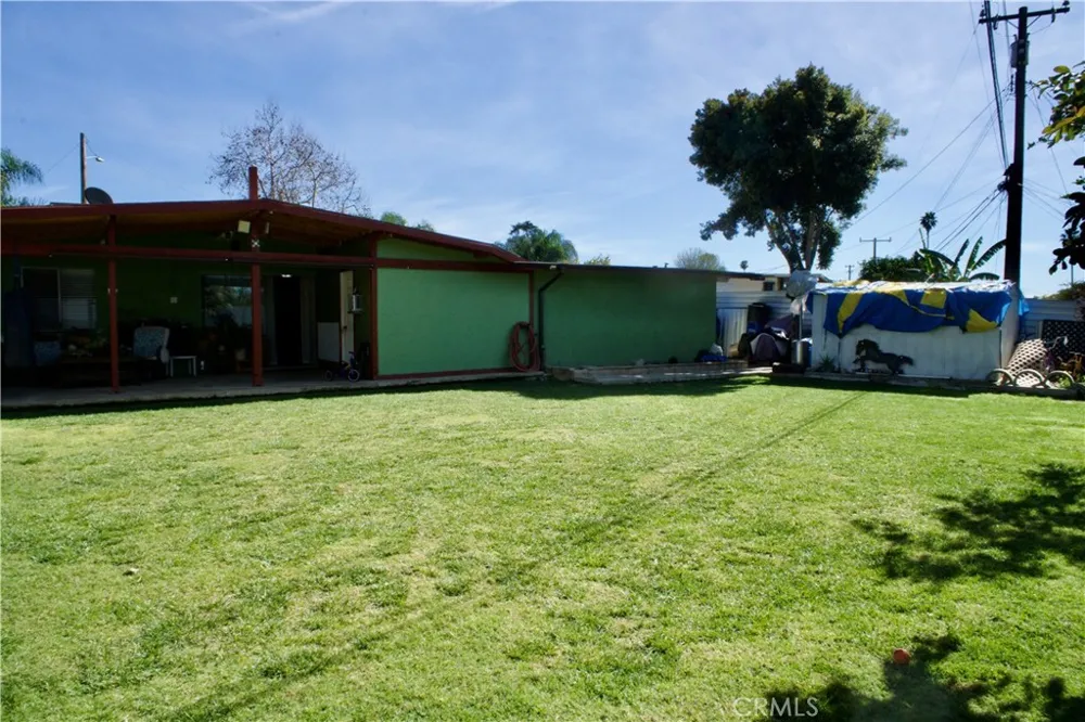 5825 Orangecrest Azusa, CA 91702