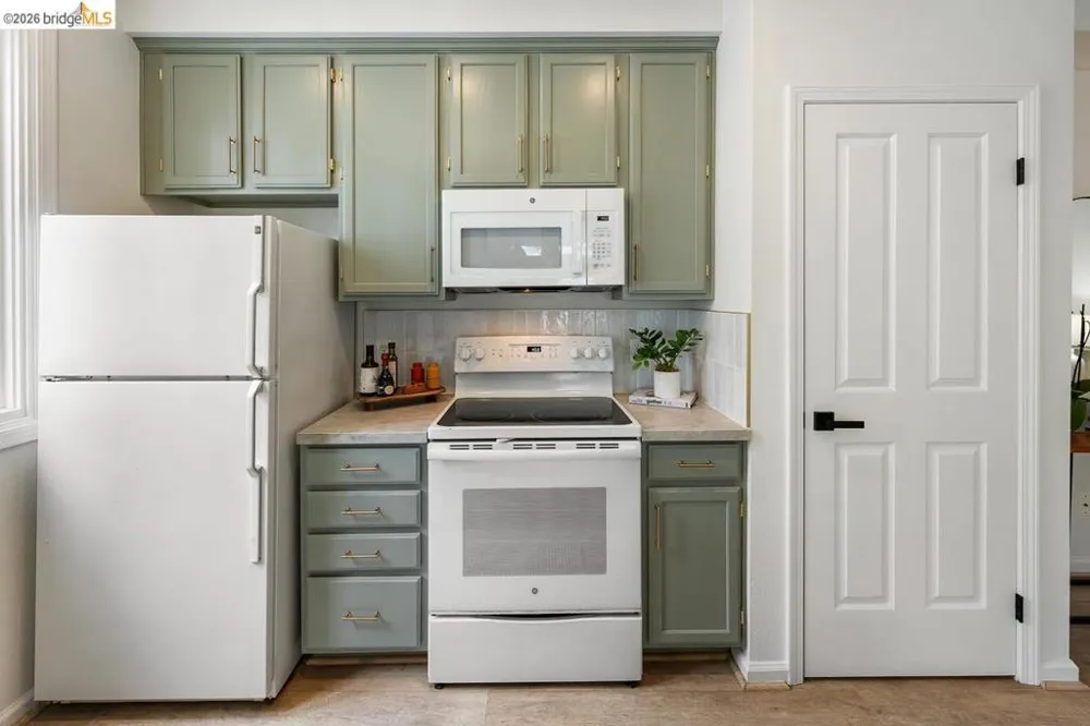 2029 Channing Way #3D Berkeley, CA 94704