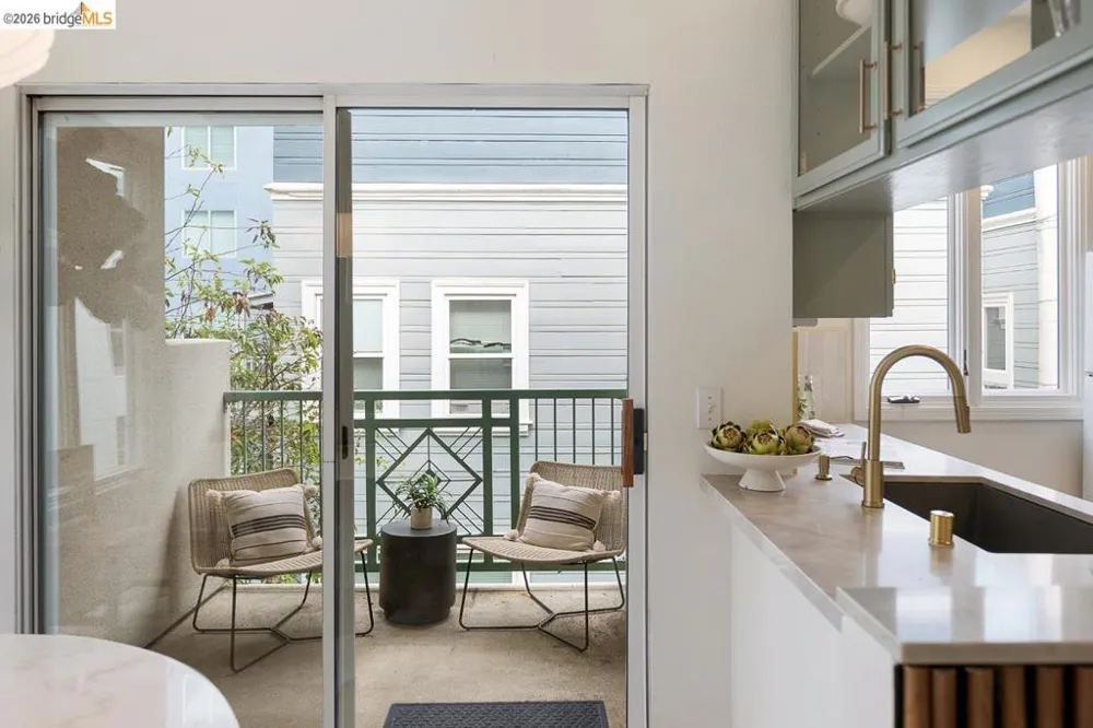 2029 Channing Way #3D Berkeley, CA 94704