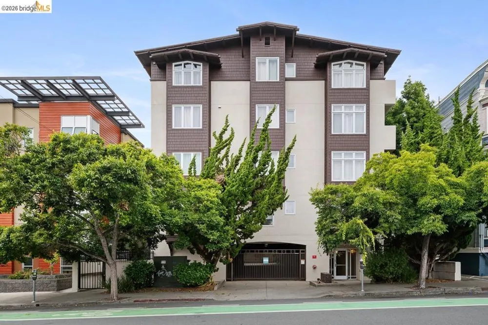 2029 Channing Way #3D Berkeley, CA 94704