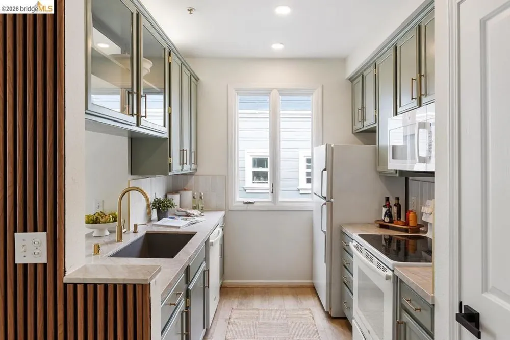2029 Channing Way #3D Berkeley, CA 94704