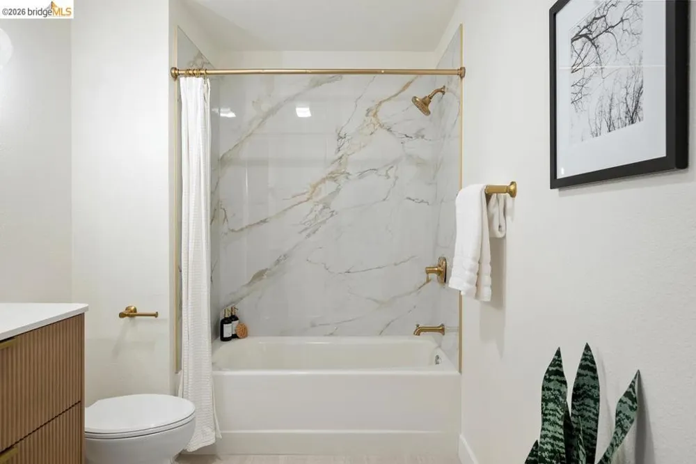 2029 Channing Way #3D Berkeley, CA 94704