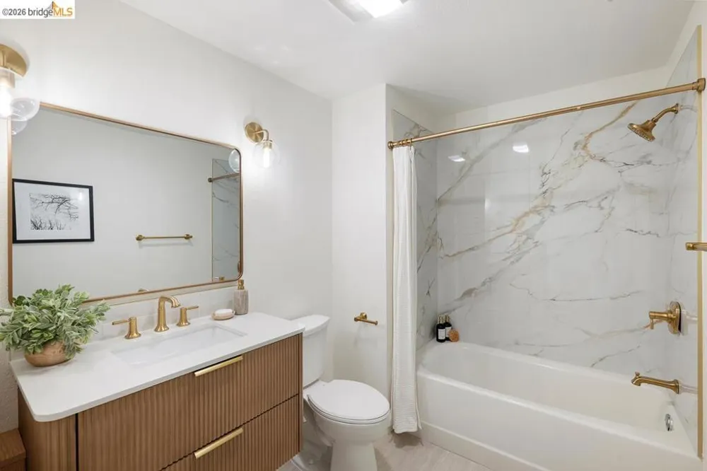 2029 Channing Way #3D Berkeley, CA 94704