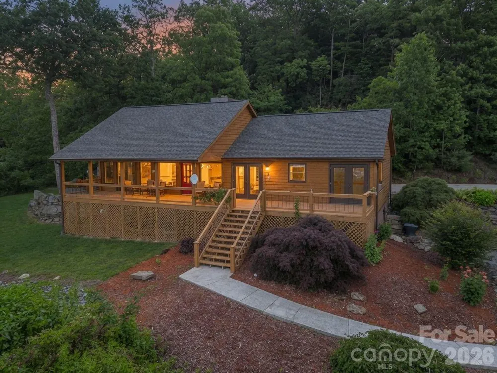 1025 Jeter Mountain Road Penrose, NC 28766