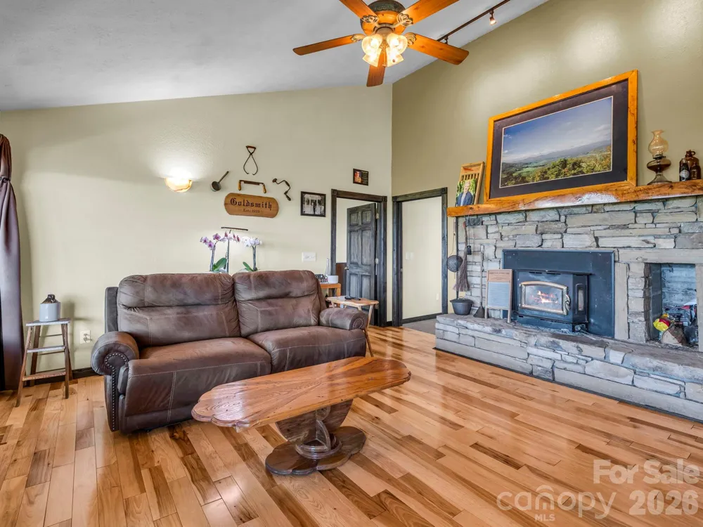 1025 Jeter Mountain Road Penrose, NC 28766